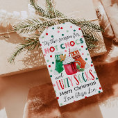 Kerstcadeautag met 'Hot Chocs And Fuzzy Socks' Cadeaulabel