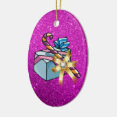 kerstcadeautje en roze faux glitter keramisch ornament (Links)