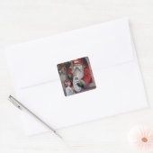kerstcadeautjeSanta Giving Doll Vierkante Sticker (Envelop)