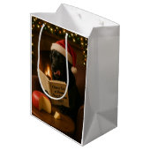 Kerstcadeauttas met zwarte labrador medium cadeauzakje (Achterkant Gekanteld)