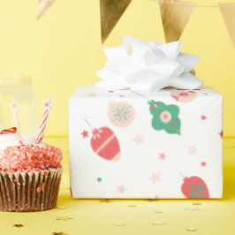 Kerstcadeauverpakking met kleurrijke guirlandes cadeaupapier