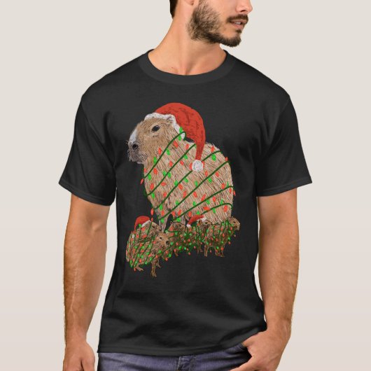 KerstCapybara Family Wrapped in Lights T-shirt (Voorkant)