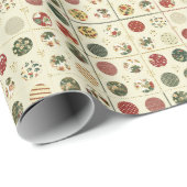 Kerstcirkels & Stippen op een beige achtergrond Cadeaupapier (Rol Hoek)