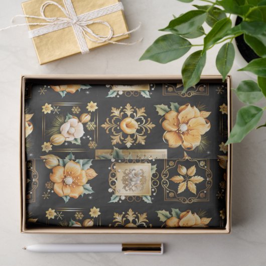 Kerstcollage met gouden en witte bloemen tissuepapier (Geschenk)
