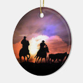 Kerstcowboy rond met vee keramisch ornament (Links)