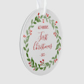 Kerstdag Foto Krans Baby's Eerste Kerstmis Rood Te Ornament (voorkant)