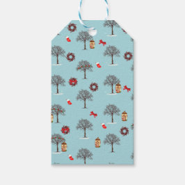 Kerstdecoraties en bomen onder sneeuw cadeaulabel