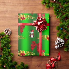 Kerstdecorpties op groen cadeaupapier