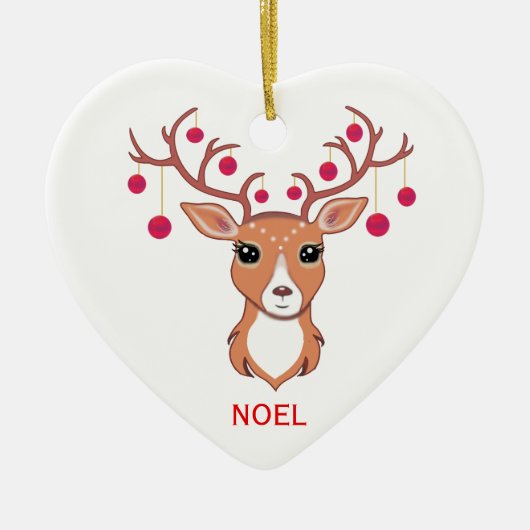 Kerstdeer met rode ballen keramisch ornament (Voorkant)