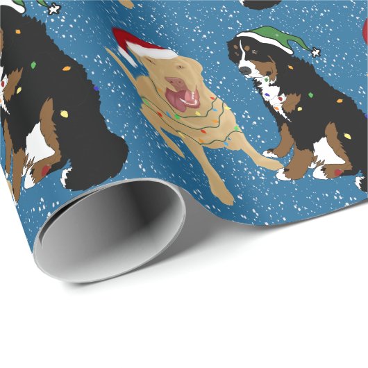 Kerstdley Labrador en Bernese Mountain Dog Cadeaupapier (Rol Hoek)