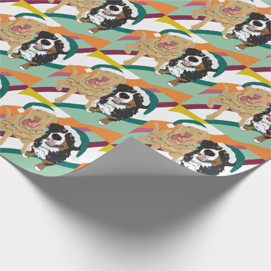 Kerstdley Labrador en Bernese Mountain Dog Cadeaupapier (Hoek)