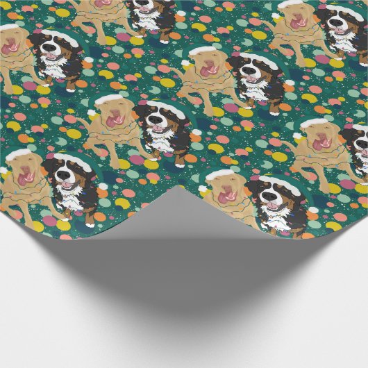 Kerstdley Labrador en Bernese Mountain Dog Cadeaupapier (Hoek)