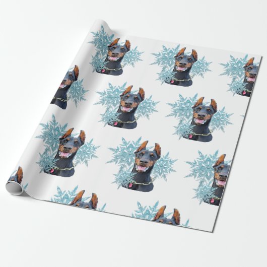Kerstdoberman Pincher Snowflakes Cadeaupapier (Uitgerold)