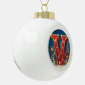 Kerstdorp Letter V Persoonlijke Initiaal Keramische Bal Ornament (Links)