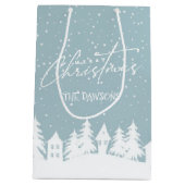 Kerstdorp Winter Sneeuw Vakantie Gift Bag Medium Cadeauzakje (Achterkant)