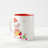 Kerstelf, snoepriet en kerstballen tweekleurige koffiemok (Voorkant links)