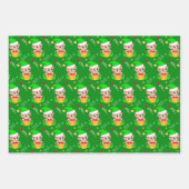 Kerstelf, snoepstok, confetti op groen en rood inpakpapier vel (Voorkant 2)