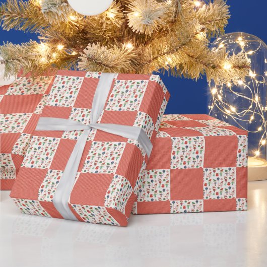 Kerstelfen Met Rode Strepen Cadeaupapier (Feestdagen)