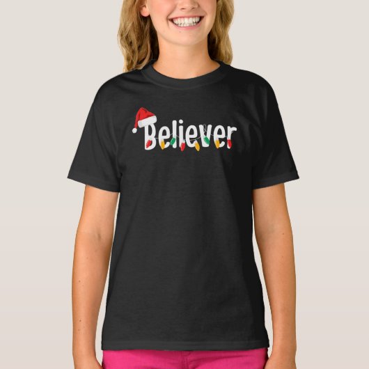 KerstFaith Believer | Santa Claus Xmas lampjes T-shirt (Voorkant)