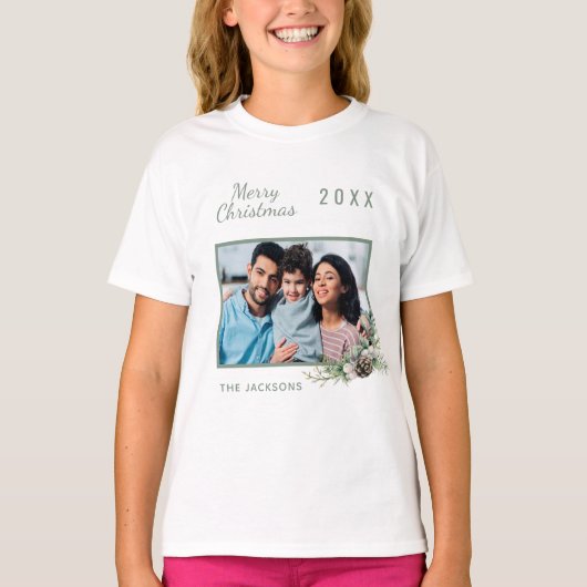 Kerstfamilie foto witte kegel pijnboomnaam meisje t-shirt (Voorkant)