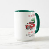 Kerstfamilie Reunion Red Truck gepersonaliseerd Mok (Voorkant rechts)