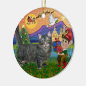 Kerstfantasie - Tabby Munchkin Kat Keramisch Ornament (Links)