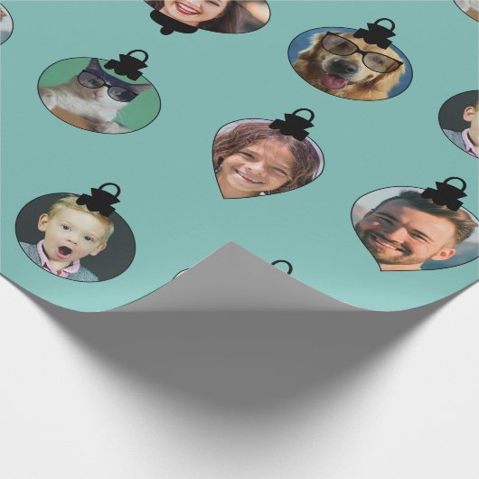 Kerstfeest Funny Family Foto: Ornaments Cadeaupapier (Hoek)