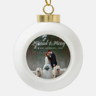 Kerstfeest op huwelijksfeest keramische bal ornament