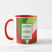 Kerstfeestdag Goede vibes alleen rood groen wit Mok (Links)
