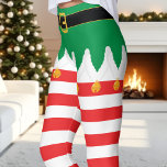 Kerstfeestdag met groene en rode streep leggings<br><div class="desc">Omarm de vakantiedrang met deze speelse zelfgeïnspireerde leggings,  met een feestelijke groene achtergrond met vrolijke rode strepen. Perfect voor het verspreiden van kerstvreugde op feestdagen,  gezellige nachten bij het vuur,  of zelfs een leuke run in de sneeuw. Zachte en elastische stof zorgt voor comfort gedurende het hele seizoen.</div>