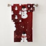 Kerstfeestdag-Snowman Santa Hat Bad Handdoek<br><div class="desc">Snowman met kersthoed op rode achtergrond.</div>