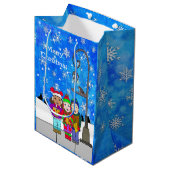 kerstfeestdag voor kinderen in de caravan medium cadeauzakje (Voorkant Gekanteld)