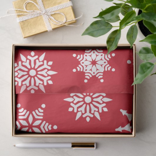 Kerstfeestelijke rode en witte sneeuwvlokken tissuepapier (Geschenk)