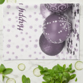 kerstfeestroze Paarse Ornamenten Snowflakes Theedoek (Gevouwen)