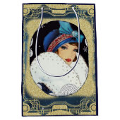 Kerstflappermeisje grote witte bontjas medium cadeauzakje (Voorkant)