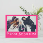 Kerstfoto in traditionele stijl met vette roze let feestdagenkaart (Staand voorkant)