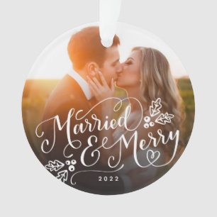 Kerstfoto met gehuwd en bedrukt kerstcadeau ornament