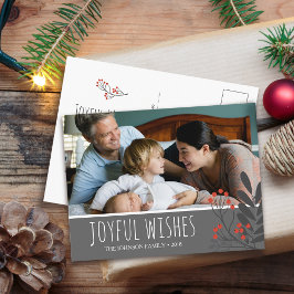 Kerstfoto met hulst en bessen 'Joyful Wishes' Feestdagenkaart