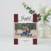 Kerstfoto met rode ruitmotief voor de familie feestdagenkaart (Staand voorkant)