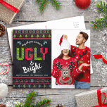 Kerstfoto Nordic Ugly Sweater Fun Chalkboard Feestdagenkaart<br><div class="desc">"Moge al je truien lelijk en helder zijn." Vier de feestdagen in "stijl" met je lelijkste, saaiste kersttruien! Aan de linkerkant, schattige, grillige bomen, rendieren, ornamenten, en speelse "trui" typografie in rood, groen en aqua blauw, bedekken een krijtbordachtergrond. Je aangepaste foto staat rechts. Een boom en rendier icoon, samen met...</div>
