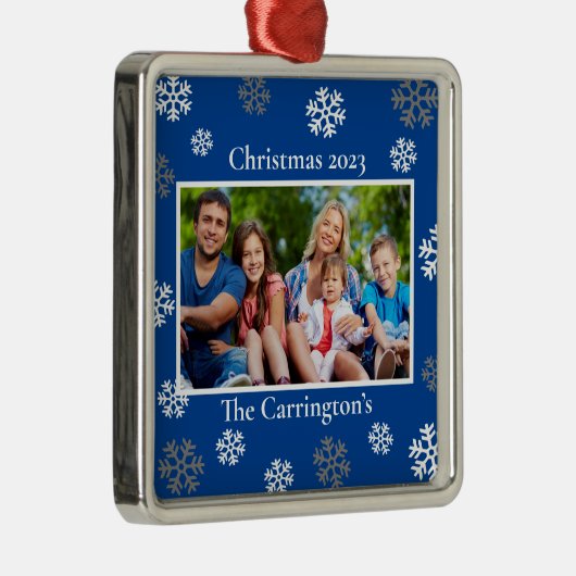 kerstfoto Snowflakes naam datum blauw metaal of Metalen Ornament (Rechts)