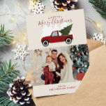 kerstfoto van Red Truck Feestdagenkaart<br><div class="desc">Fantastische illustratie van een oude moderode vrachtwagen met een kerstboom. Pas dit ontwerp aan met uw favoriete familiefoto en een aangepast bericht.</div>