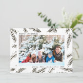 kerstfoto van Rustic Pine Branch Feestdagenkaart (Staand voorkant)