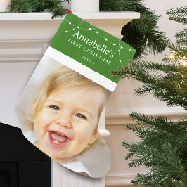 Kerstfoto voor baby's eerste kerst groen kleine kerstsok