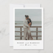 Kerstfoto voor pasgetrouwde koppel met strandthema feestdagenkaart (Voorkant)