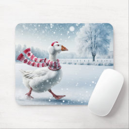 Kerstgans wandelen in sneeuwvlokken muismat