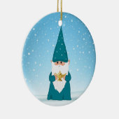 Kerstgenoom die een Magische Lamp vasthoudt Keramisch Ornament (Rechts)