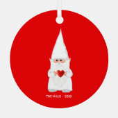 Kerstgenoom houdt een hart op rood metalen ornament (Achterkant)