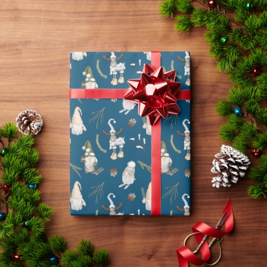 kerstgnomen en ganzen op blauw cadeaupapier (Feestdagen Geschenken)