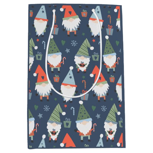 Kerstgnomen Santa Claus Blue Green Whimsical Medium Cadeauzakje (Voorkant)